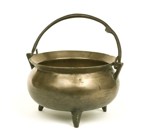 Dreifußtopf