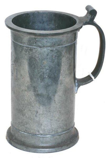 Maßgefäß 0,5 l und 0,25 l