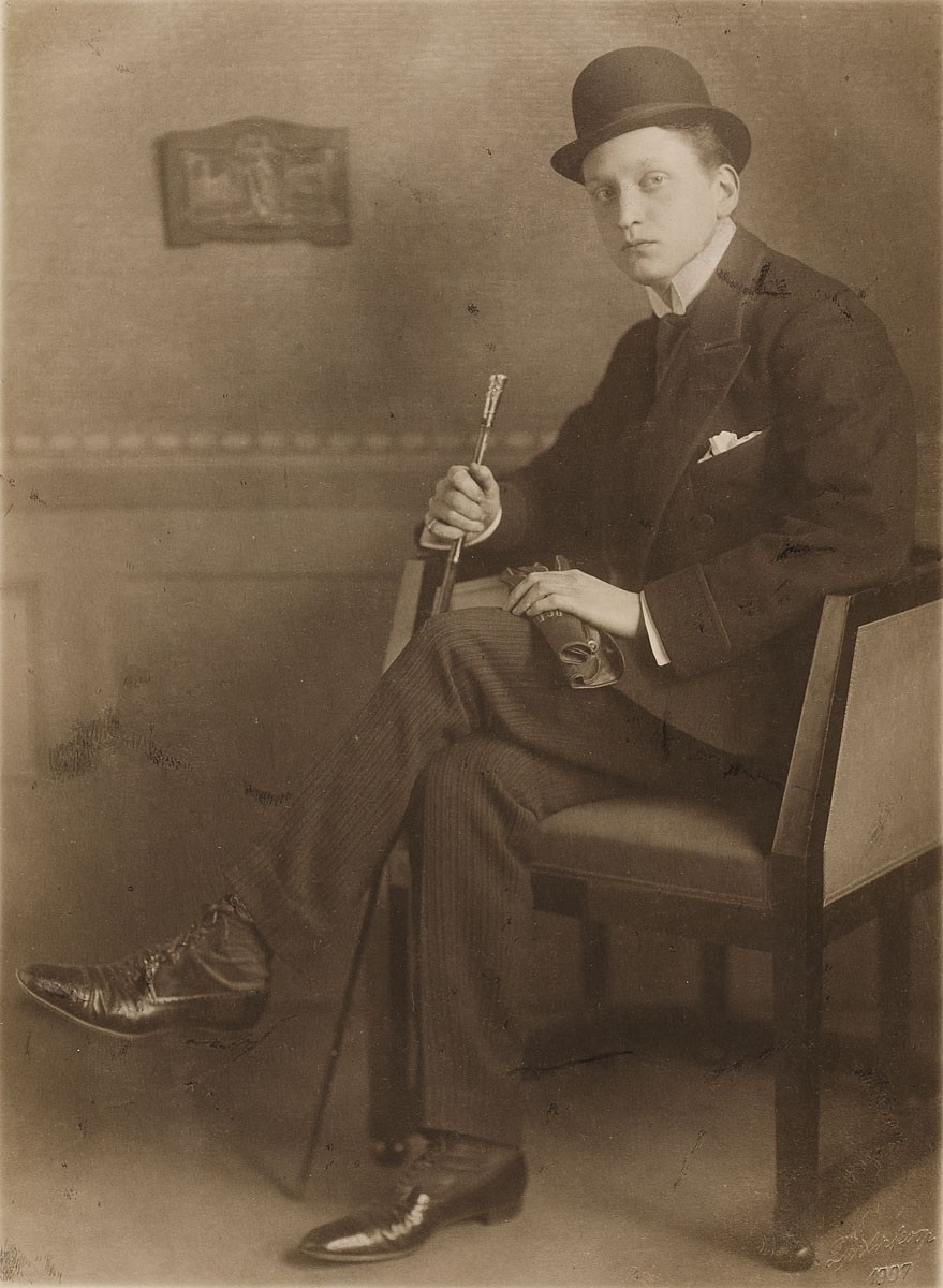 Minya Diez-Dührkoop, Monsieur Mabire de Paris